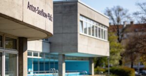 Schwimmhalle Anton-Saefkow-Platz Berliner Bäder: Alle Infos & Öffnungszeiten