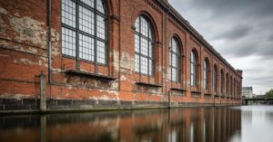 Galerie Wasser Berlin: Kunst direkt am Ufer erleben